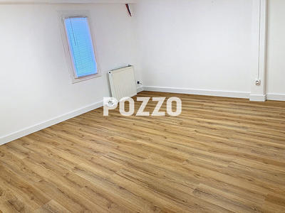 Local commercial - 17 m² - 1 pièce