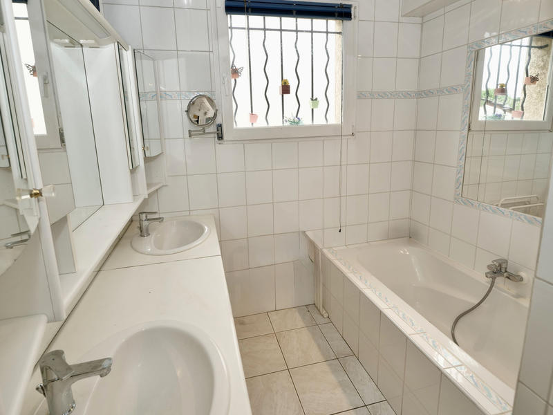 Maison - 157 m² - 6 pièces