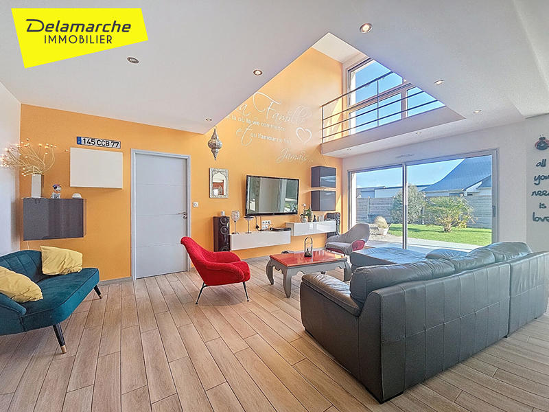 Maison - 165 m² - 6 pièces