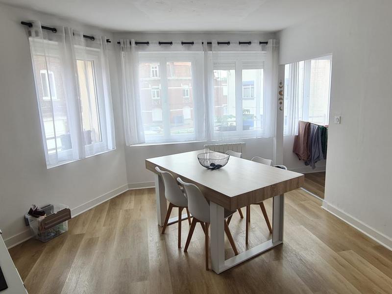 Appartement - 60 m² - 2 pièces