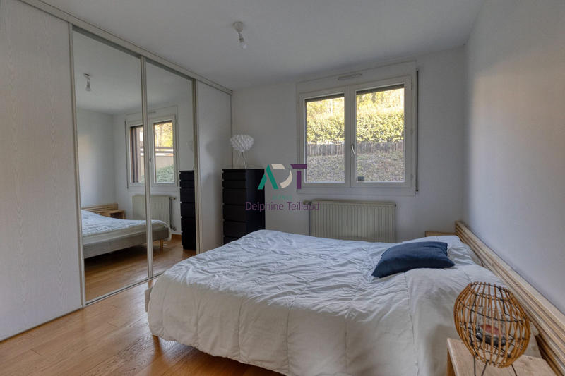 Appartement - 86 m² - 4 pièces