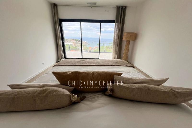 Propriété - 210 m² - 4 pièces