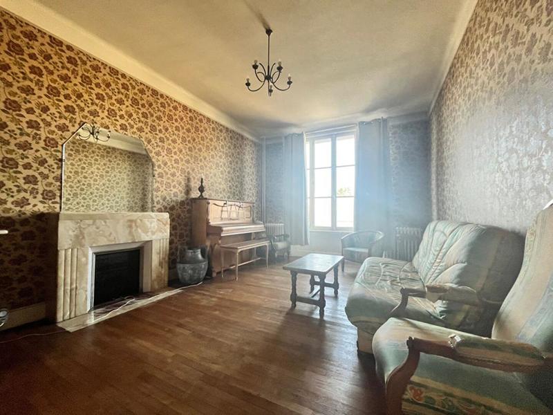 Maison - 163 m² - 6 pièces