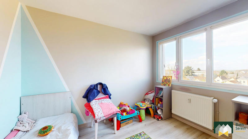 Appartement - 82 m² - 4 pièces