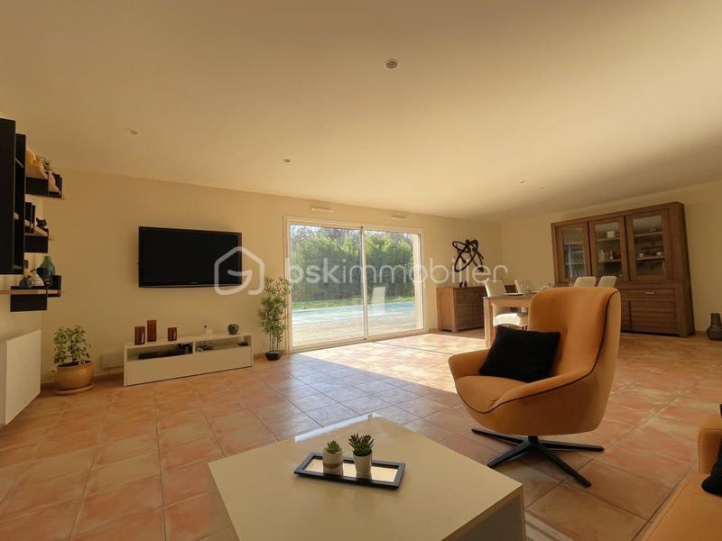 Villa - 310 m² - 12 pièces