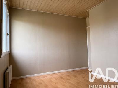 Maison - 64 m² - 3 pièces