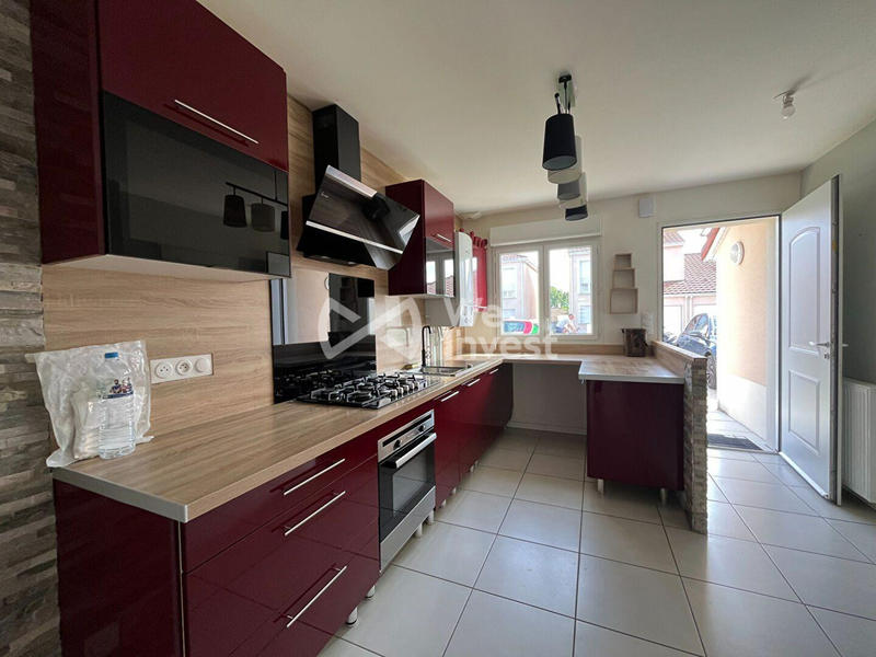 Maison - 80 m² - 4 pièces