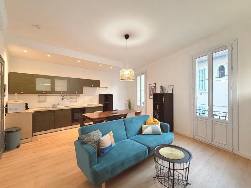 Appartement - 86 m² - 4 pièces