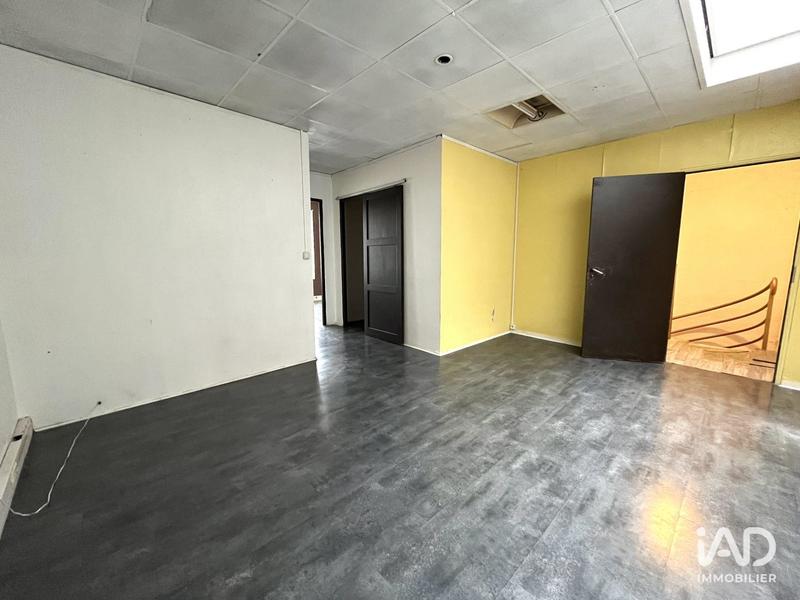 Local commercial - 252 m² - 7 pièces