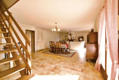 Maison - 190 m² - 5 pièces