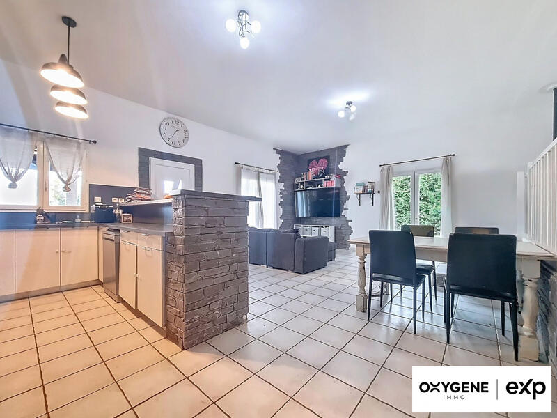 Maison - 106 m² - 5 pièces