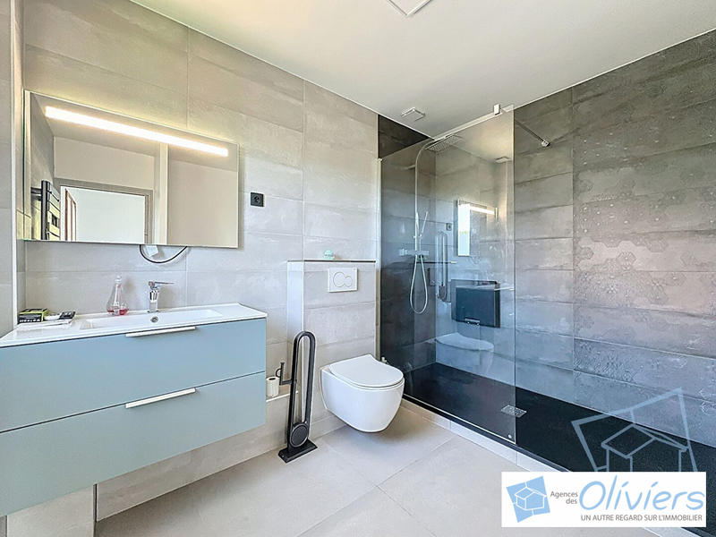 Maison - 133 m² - 6 pièces