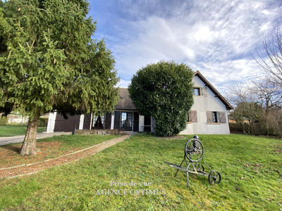 Maison - 143 m² - 6 pièces