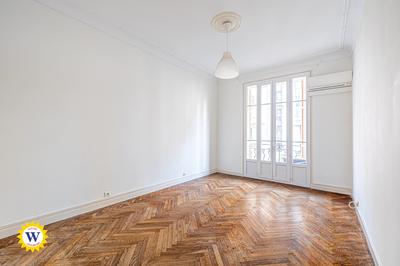 Appartement - 89 m² - 3 pièces