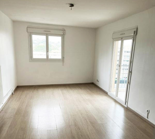 Appartement - 103 m² - 5 pièces