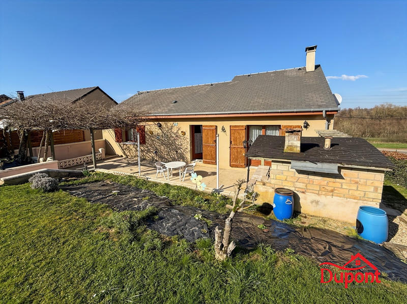 Maison - 95 m² - 4 pièces