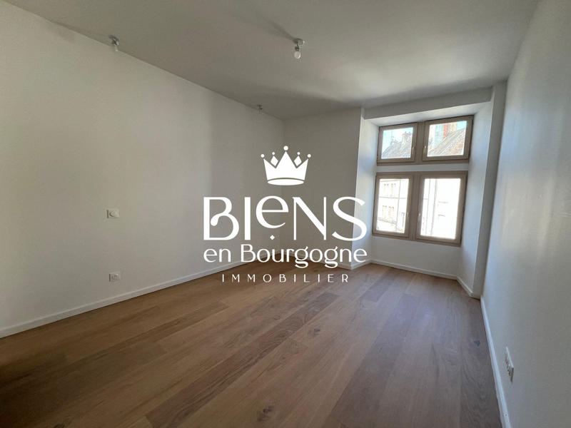 Appartement - 158 m² - 5 pièces