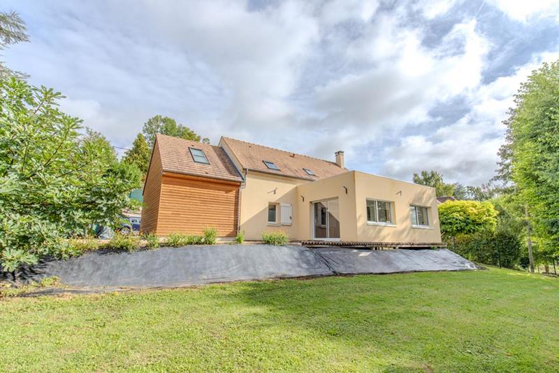 Maison - 163 m² - 7 pièces