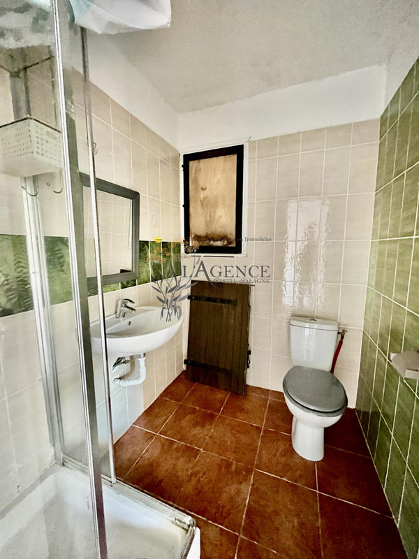 Maison - 188 m² - 12 pièces