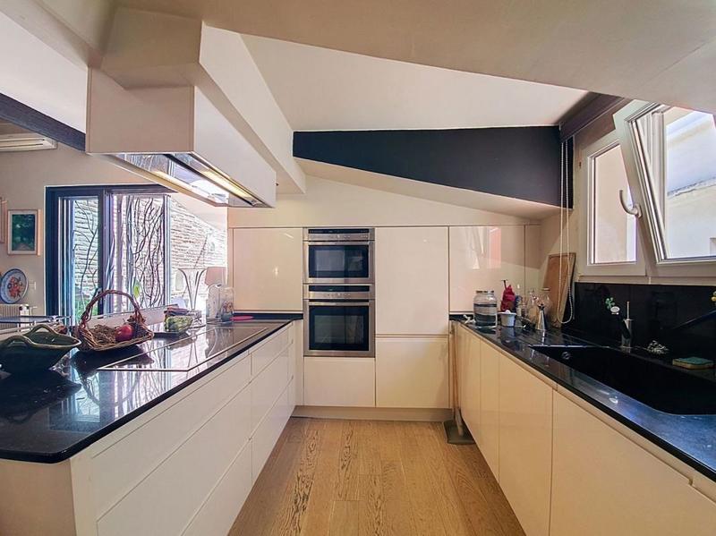 Appartement - 122 m² - 5 pièces