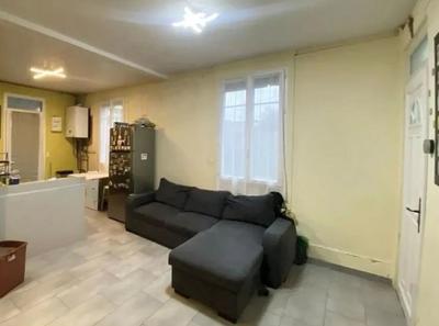 Maison - 64 m² - 4 pièces