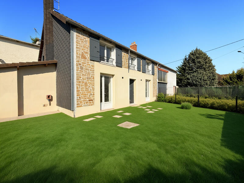 Maison - 100 m² - 5 pièces