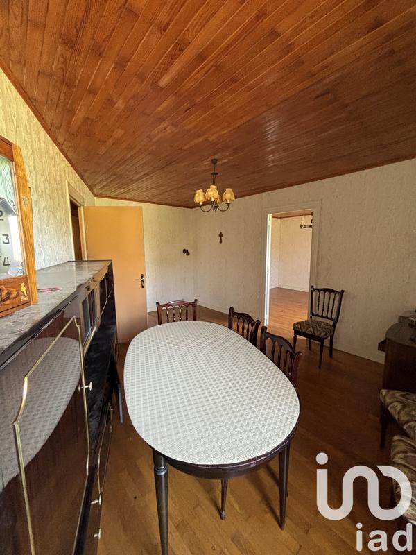 Maison de village - 180 m² - 13 pièces