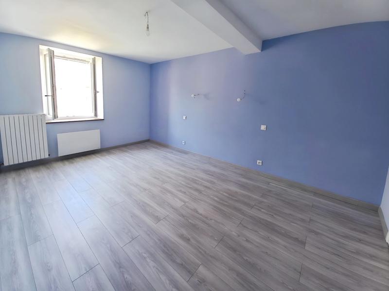 Maison - 181 m² - 6 pièces