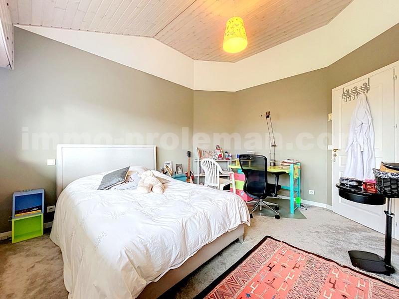 Maison - 297 m² - 7 pièces