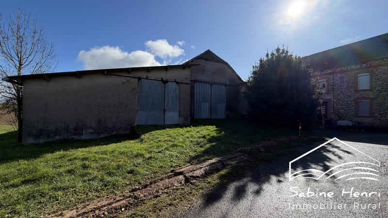 Maison - 223 m² - 8 pièces