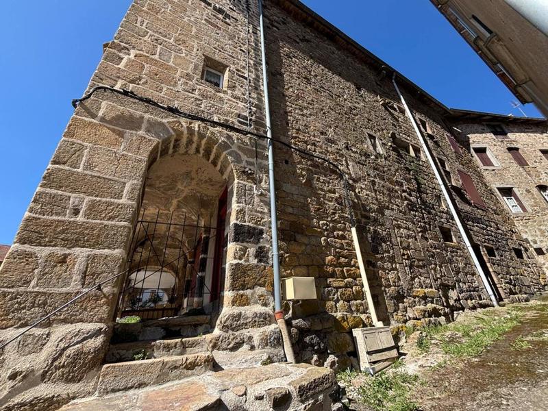 Maison de village - 125 m² - 4 pièces