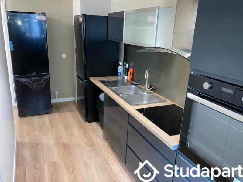 Chambre - 14 m² - 1 pièce