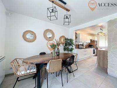 Pavillon - 87 m² - 4 pièces