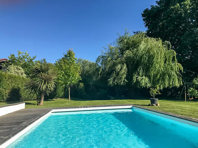 Maison - 250 m² - 7 pièces