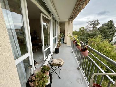 Appartement - 92 m² - 5 pièces