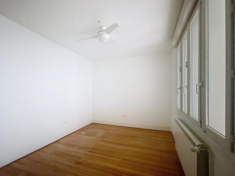 Local d'activité / Entrepôt - 90 m²