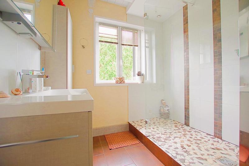 Maison - 99 m² - 2 pièces