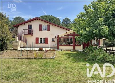 Maison de campagne - 152 m² - 9 pièces
