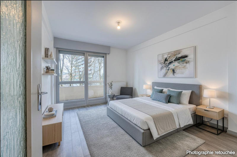 Appartement - 84 m² - 4 pièces