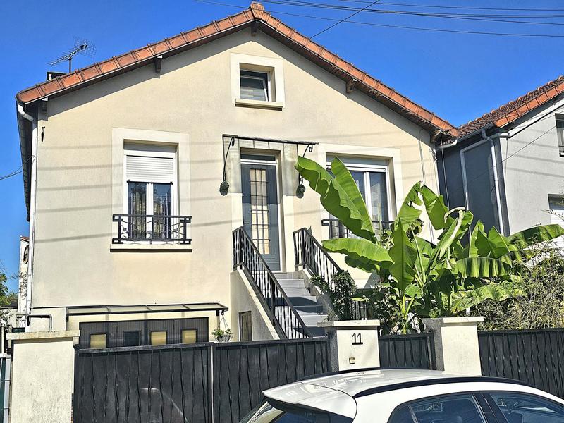 Maison - 140 m² - 7 pièces