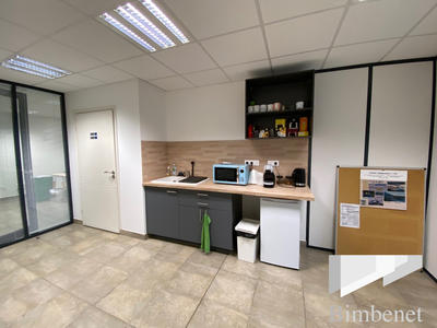 Bureau - 227 m² - 6 pièces