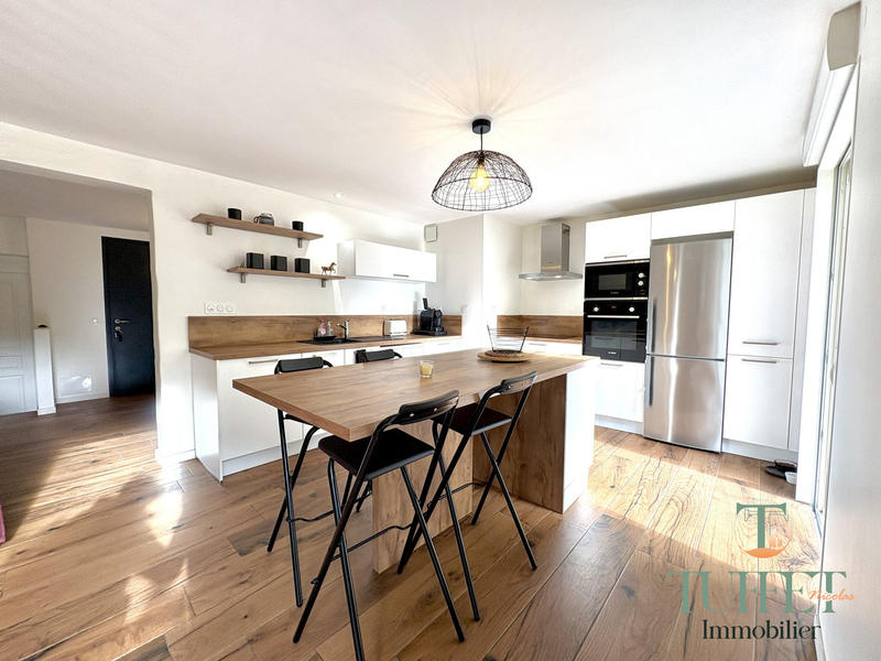 Maison - 86 m² - 4 pièces