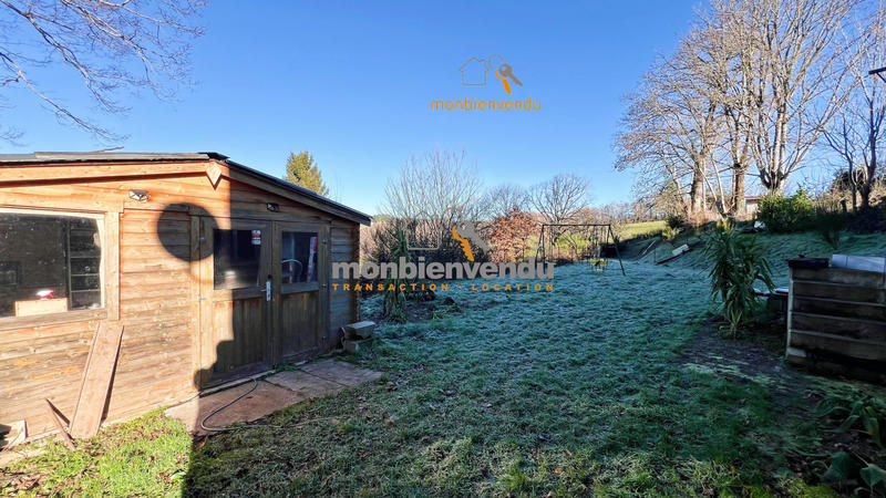 Maison traditionnelle - 187 m² - 7 pièces