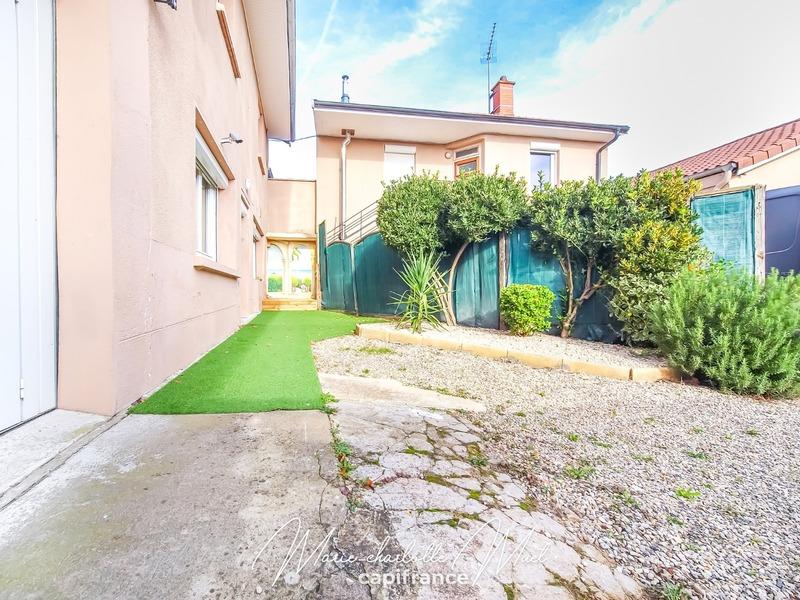 Maison de ville - 104 m² - 4 pièces