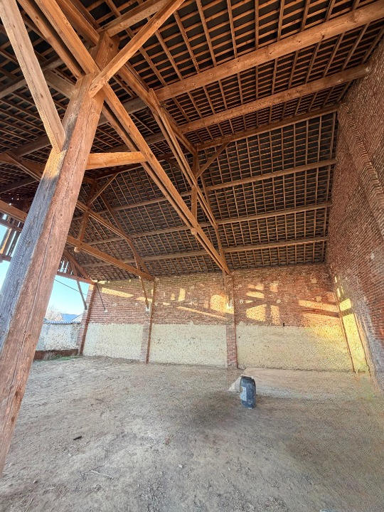 Grange - 120 m² - 1 pièce