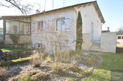 Maison - 151 m² - 6 pièces