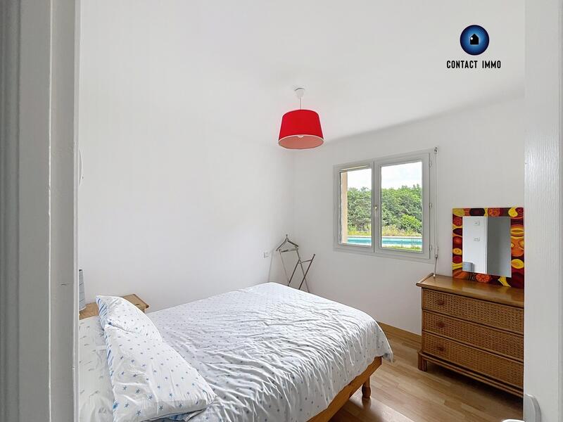 Maison - 98 m² - 5 pièces