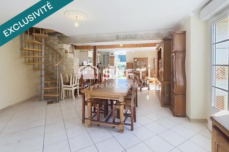 Maison - 122 m² - 4 pièces