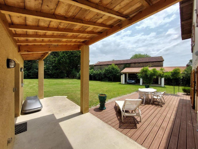 Maison de ville - 250 m² - 8 pièces