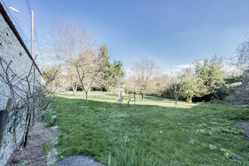 Maison - 246 m² - 10 pièces